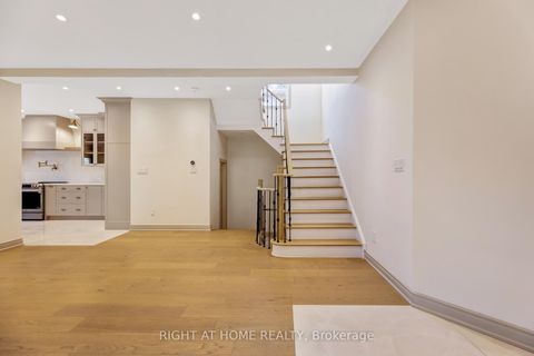 Photo 23 at 57 Calera Crescent, Sonoma Heights, Vaughan