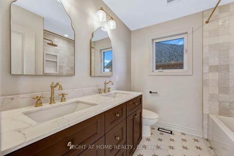 Photo 32 at 57 Calera Crescent, Sonoma Heights, Vaughan