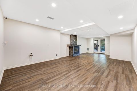 Photo 49 at 57 Calera Crescent, Sonoma Heights, Vaughan