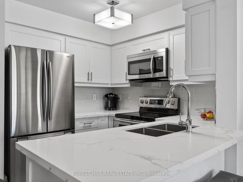 Photo 11 at 409 - 39 Oneida Crescent, Langstaff, Richmond Hill