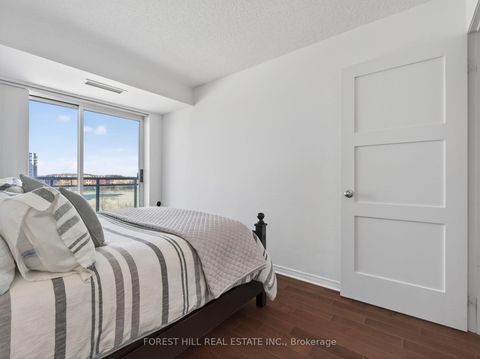 Photo 22 at 409 - 39 Oneida Crescent, Langstaff, Richmond Hill