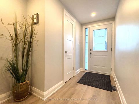 Photo 2 at 30 - 629 Rathburn Road, West Deane, Toronto