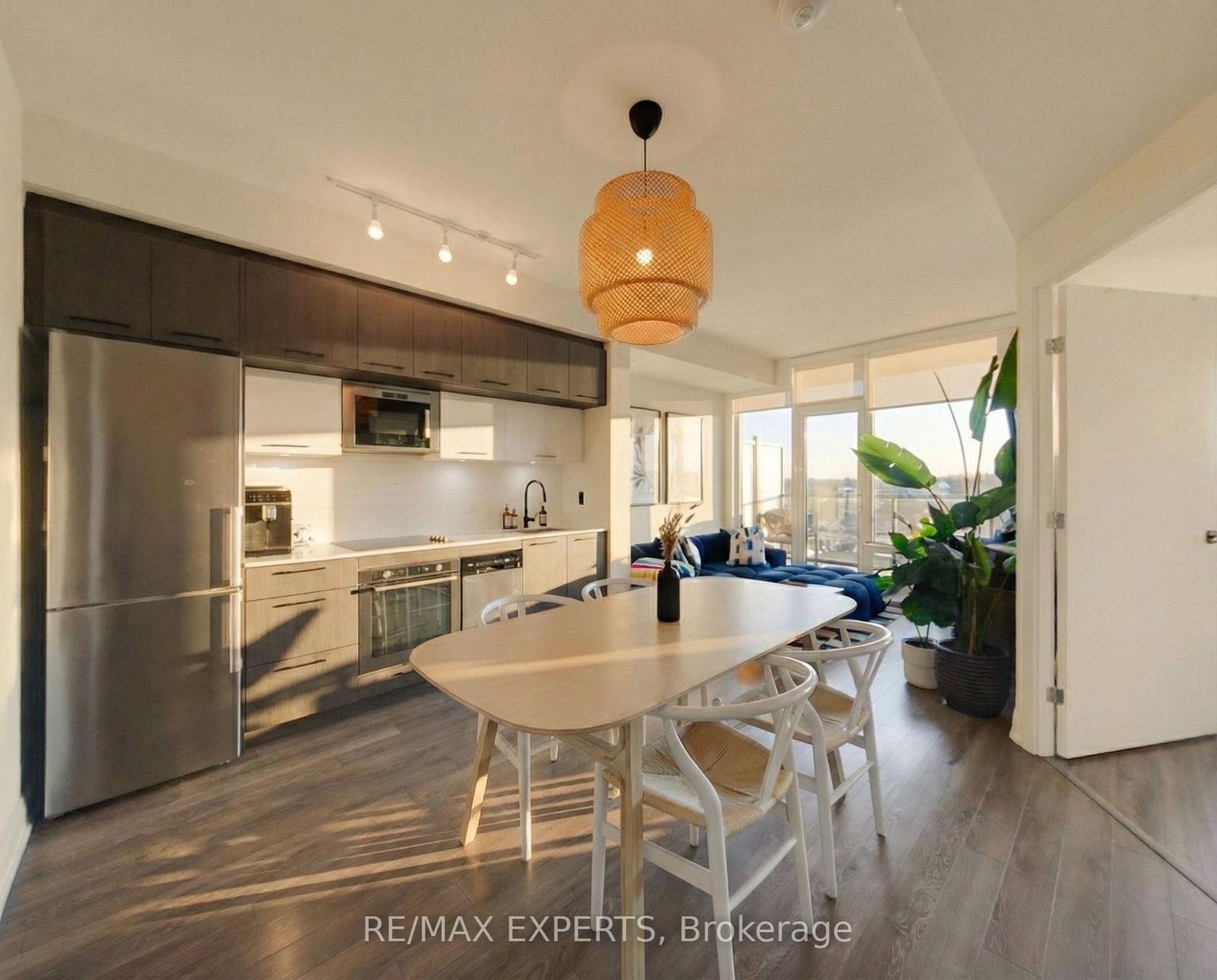 601 - 4800 Highway 7 Road, East Woodbridge, Vaughan photo number 2