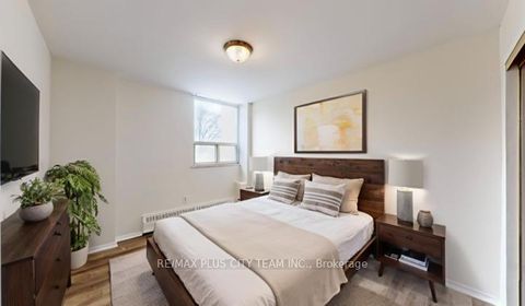 Photo 3 at 311 - 3311 Kingston Road, Scarborough Village, Toronto