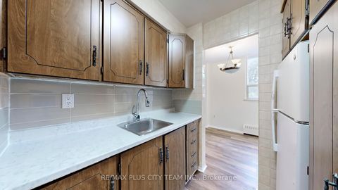 Photo 8 at 311 - 3311 Kingston Road, Scarborough Village, Toronto