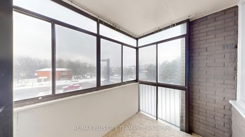 Photo 12 at 311 - 3311 Kingston Road, Scarborough Village, Toronto