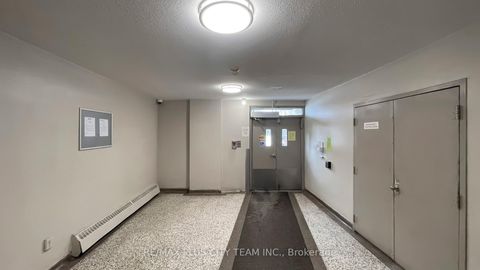 Photo 18 at 311 - 3311 Kingston Road, Scarborough Village, Toronto