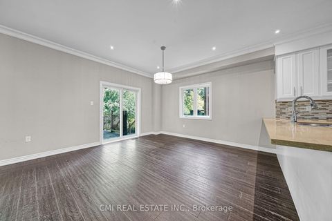 Photo 12 at 21 Scotia Road, Sutton & Jackson's Point, Georgina