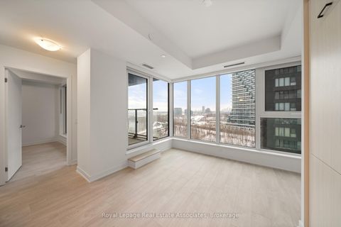 Photo 3 at 1004 - 1 Quarrington Lane, Don Mills, Toronto