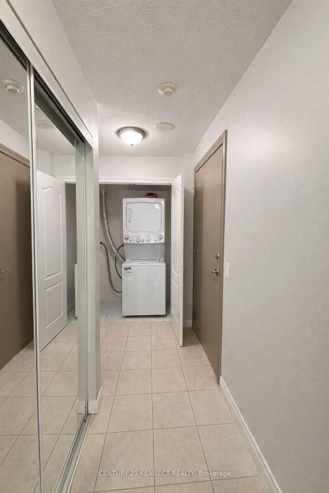 Photo 14 at 1409 - 70 Town Centre Court, Bendale, Toronto