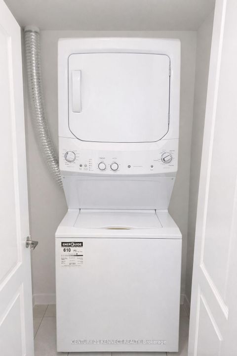 Photo 15 at 1409 - 70 Town Centre Court, Bendale, Toronto