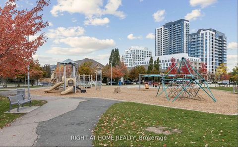 Photo 4 at 804 - 20 North Park Road, Beverley Glen, Vaughan