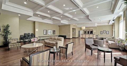 Photo 14 at 804 - 20 North Park Road, Beverley Glen, Vaughan