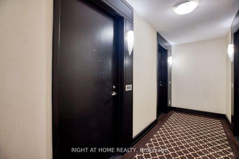 Photo 17 at 804 - 20 North Park Road, Beverley Glen, Vaughan