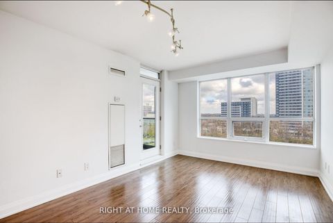 Photo 26 at 804 - 20 North Park Road, Beverley Glen, Vaughan