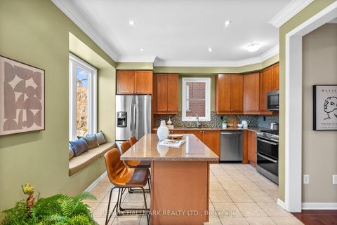Photo 2 at 9 Pethick Street, Birchmount, Toronto