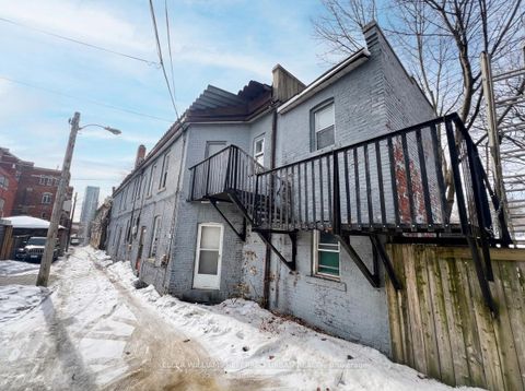 Photo 4 at 15 Gore Vale Avenue, Bellwoods, Toronto