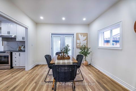 Photo 7 at 195 Drew Street, Central, Oshawa