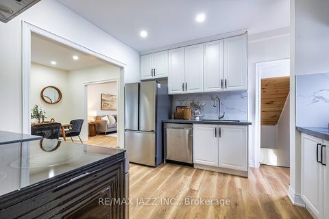 Photo 14 at 195 Drew Street, Central, Oshawa