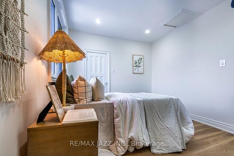 Photo 25 at 195 Drew Street, Central, Oshawa