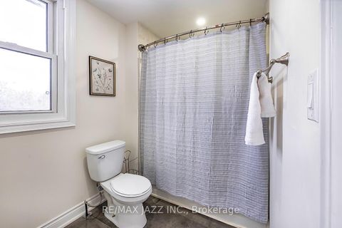 Photo 27 at 195 Drew Street, Central, Oshawa