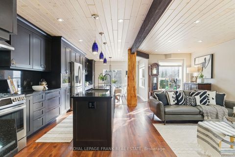 Photo 10 at 9 Royal Pines Court, Bowmanville, Clarington