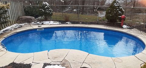 Photo 44 at 9 Royal Pines Court, Bowmanville, Clarington