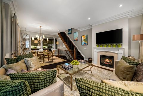 Photo 12 at 74 Aberdeen Avenue, South St. James Town, Toronto