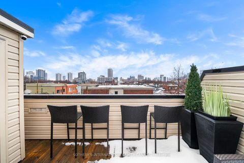 Photo 32 at 74 Aberdeen Avenue, South St. James Town, Toronto