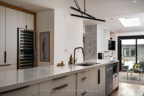 Photo 0 at 128 Argyle Street, Bellwoods, Toronto