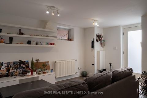 Photo 38 at 128 Argyle Street, Bellwoods, Toronto