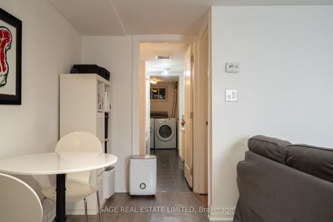 Photo 41 at 128 Argyle Street, Bellwoods, Toronto