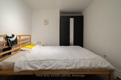 Photo 42 at 128 Argyle Street, Bellwoods, Toronto