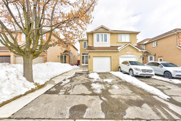 Photo 0 at 26 Tumbleweed Trail, Fletcher's Creek South, Brampton