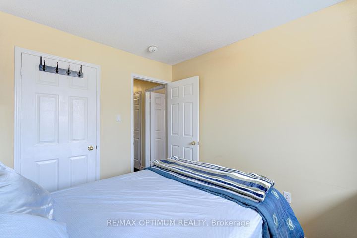 Photo 28 at 26 Tumbleweed Trail, Fletcher's Creek South, Brampton