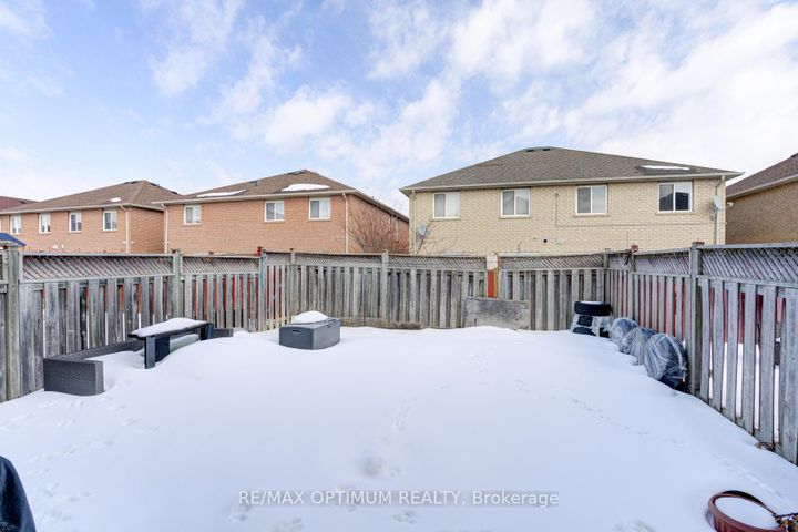 Photo 42 at 26 Tumbleweed Trail, Fletcher's Creek South, Brampton