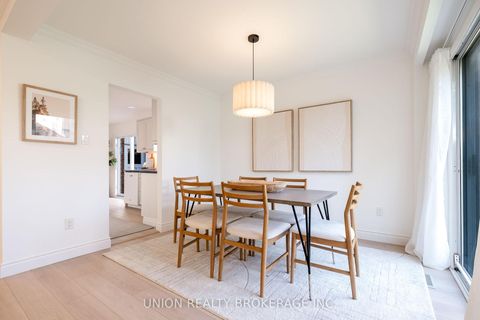 Photo 6 at 85 La Peer Boulevard, L'Amoreaux, Toronto