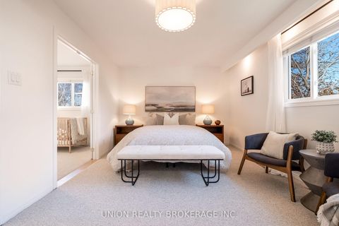 Photo 16 at 85 La Peer Boulevard, L'Amoreaux, Toronto