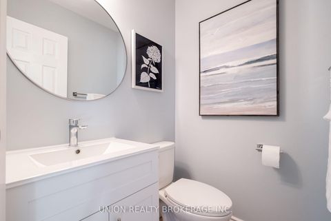 Photo 19 at 85 La Peer Boulevard, L'Amoreaux, Toronto