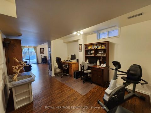 Photo 19 at 127 Knapton Drive, Woodland Hill, Newmarket