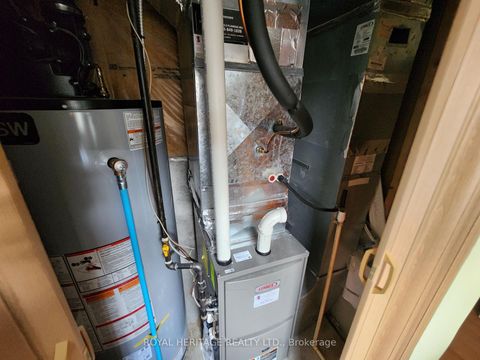 Photo 22 at 127 Knapton Drive, Woodland Hill, Newmarket