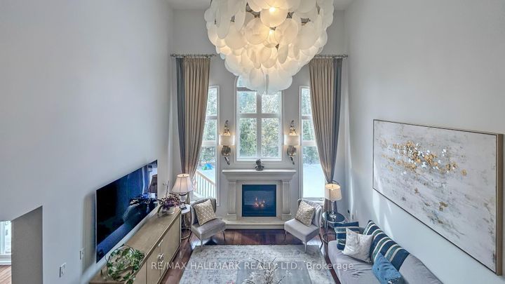 Photo 13 at 11 Pagean Drive, Oak Ridges Lake Wilcox, Richmond Hill