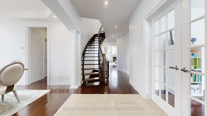 Photo 34 at 11 Pagean Drive, Oak Ridges Lake Wilcox, Richmond Hill