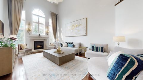 Photo 7 at 11 Pagean Drive, Oak Ridges Lake Wilcox, Richmond Hill