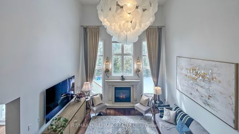 Photo 13 at 11 Pagean Drive, Oak Ridges Lake Wilcox, Richmond Hill