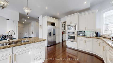 Photo 21 at 11 Pagean Drive, Oak Ridges Lake Wilcox, Richmond Hill