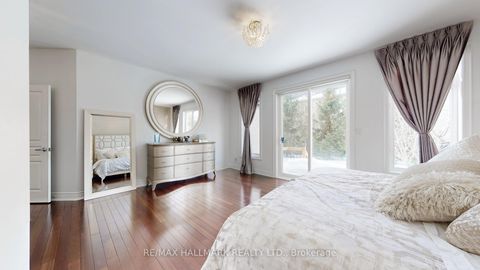 Photo 27 at 11 Pagean Drive, Oak Ridges Lake Wilcox, Richmond Hill