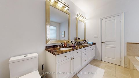 Photo 30 at 11 Pagean Drive, Oak Ridges Lake Wilcox, Richmond Hill