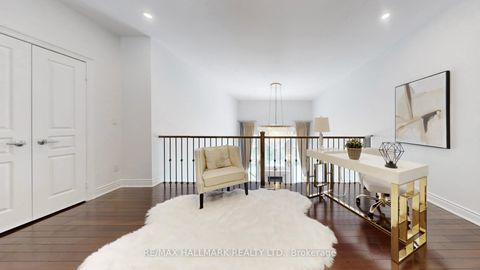 Photo 37 at 11 Pagean Drive, Oak Ridges Lake Wilcox, Richmond Hill