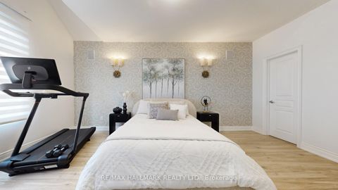 Photo 40 at 11 Pagean Drive, Oak Ridges Lake Wilcox, Richmond Hill